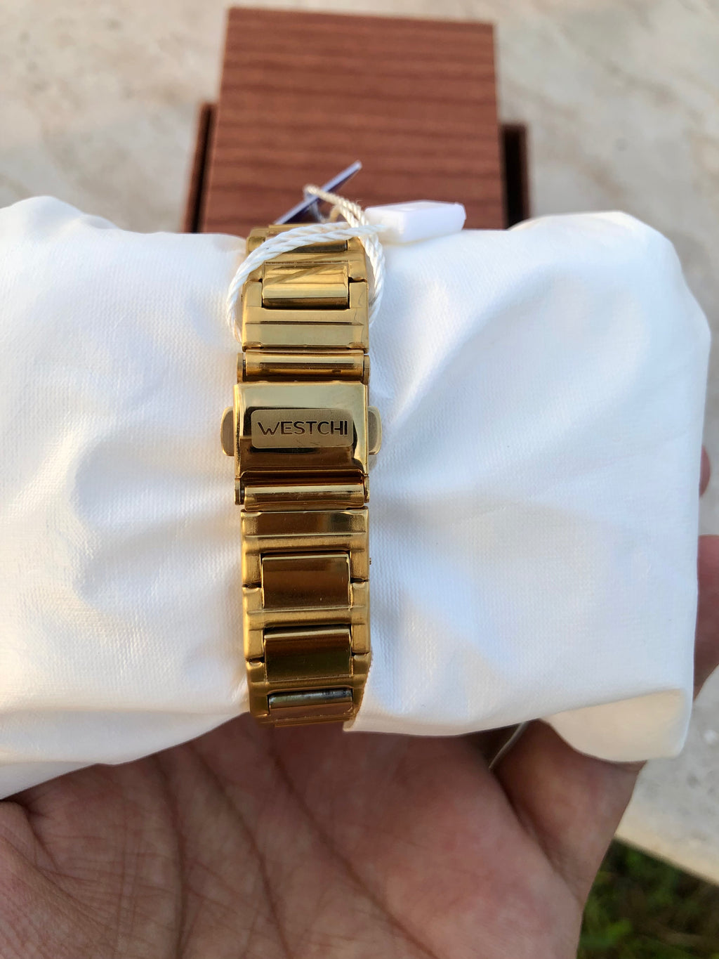 WESTCHI Beautiful Woman Watch with Box
