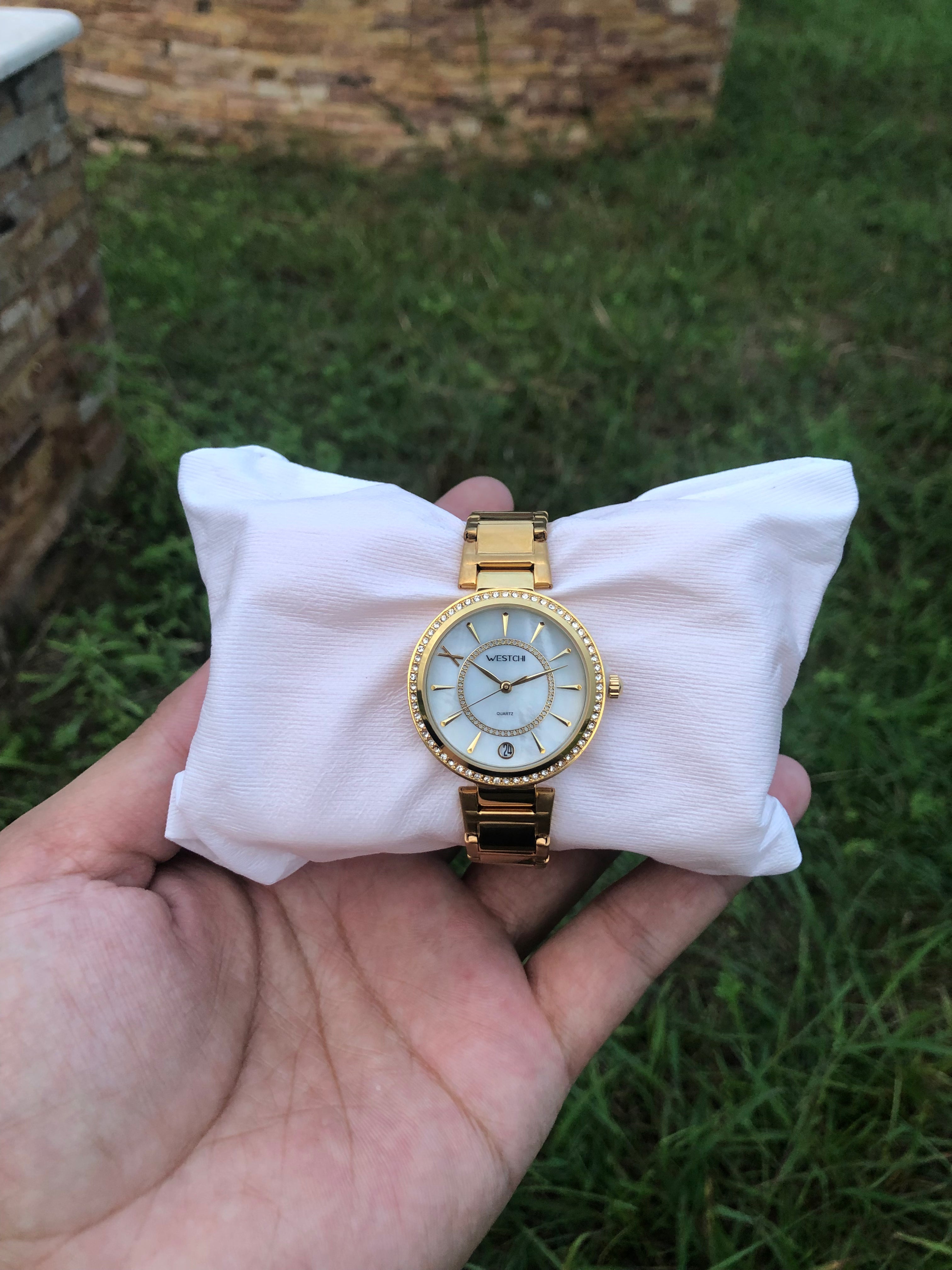 WESTCHI Beautiful Woman Watch with Box