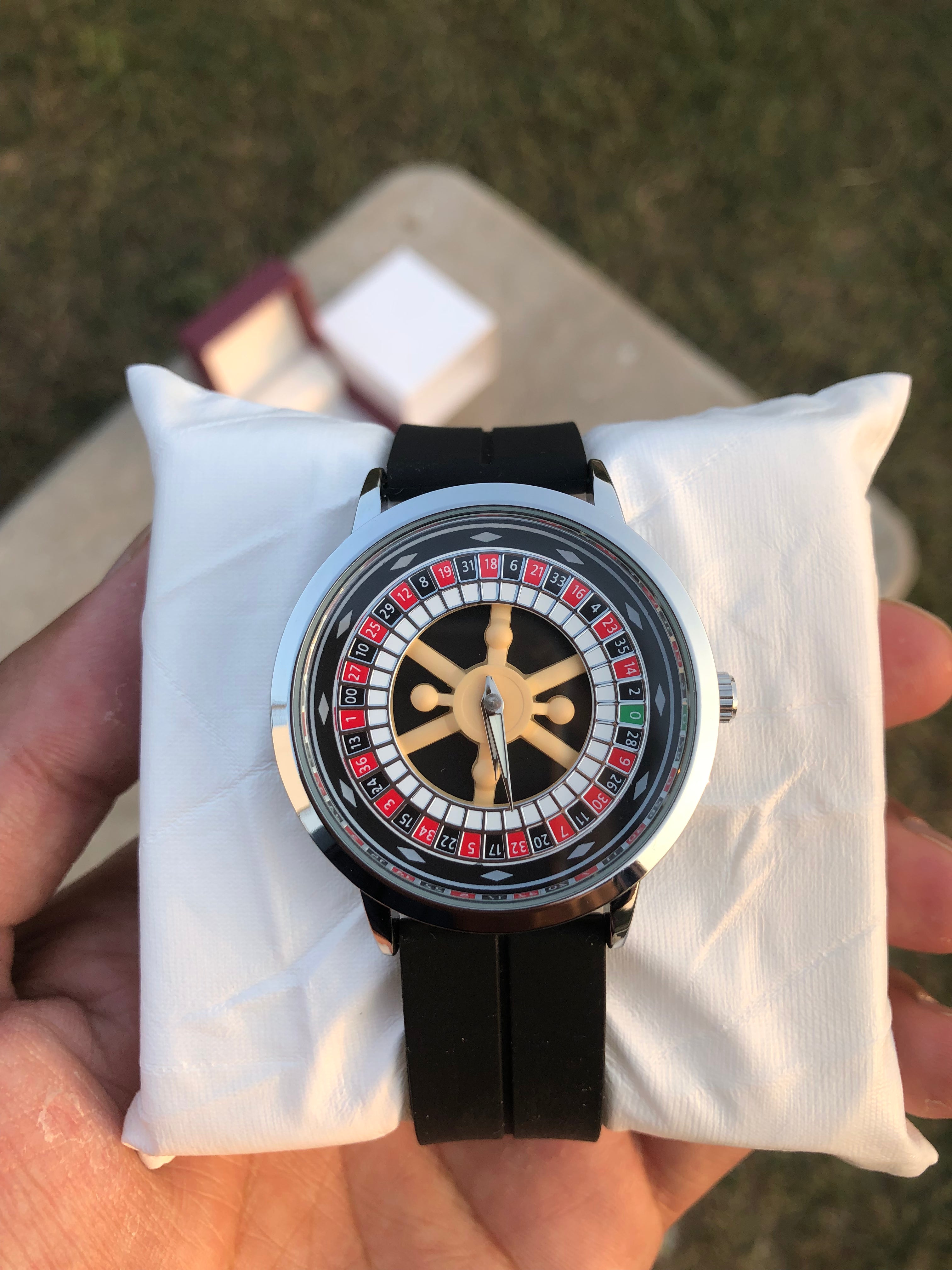 PREMIUM CASINO STYLE BEAUTIFUL WATCH